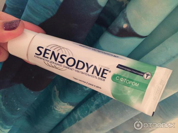 Зубная паста для чувствительных зубов Sensodyne c фтором фото