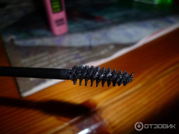 Тушь для ресниц Maybelline New York Great Lash Blackest Black Mascara фото