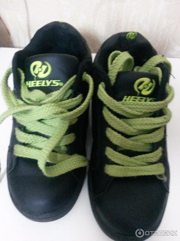 Роликовые кроссовки Heelys фото