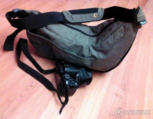 Сумка для фотоаппарата через плечо LowePro Passport Sling и Pentax K-30