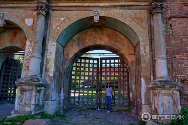 Крутицкое Патриаршее подворье (Россия, Москва) фото