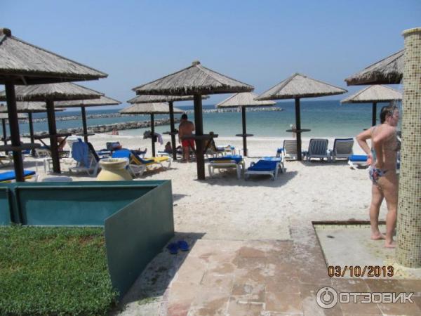 Отель Coral Beach Resort 4* (ОАЭ, Шарджа) фото