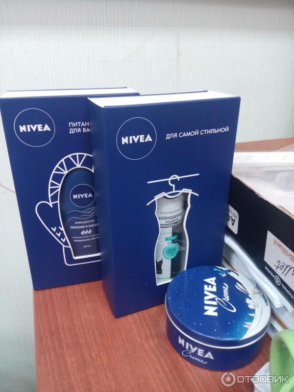 Антиперспирант-спрей Nivea Невидимая защита для черного и белого фото