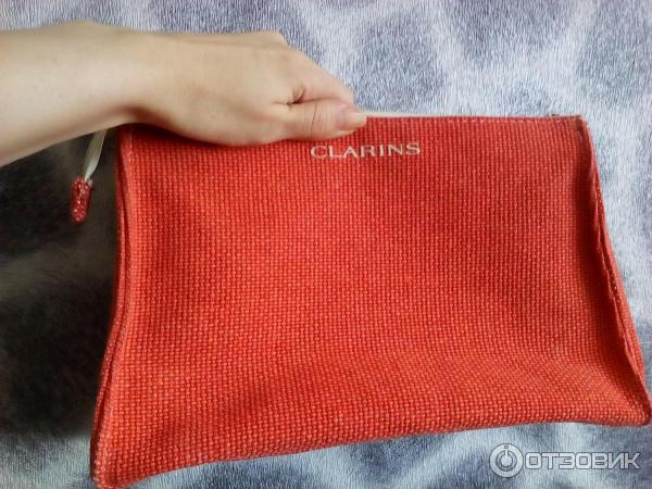 косметичка clarins