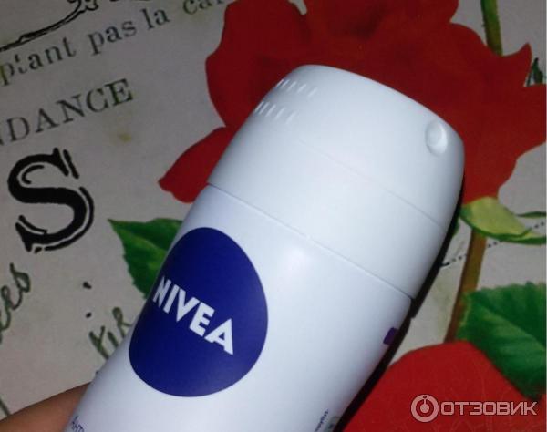 Дезодорант -антиперспирант Nivea Невидимая защита для черного и белого Fresh. фото