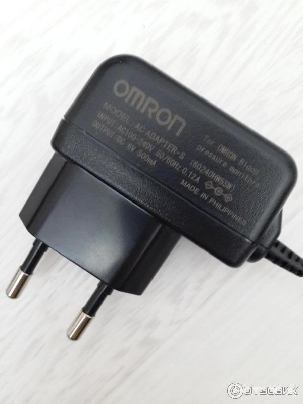 Тонометр автоматический Omron M2 Basic фото