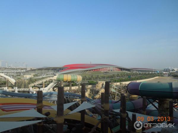 Тематический парк Ferrari World Abu Dhabi (ОАЭ, Абу-Даби) фото