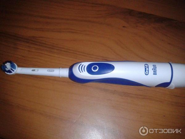 Электрическая зубная щетка Oral-B Pro-Expert Аккуратная чистка отзывы