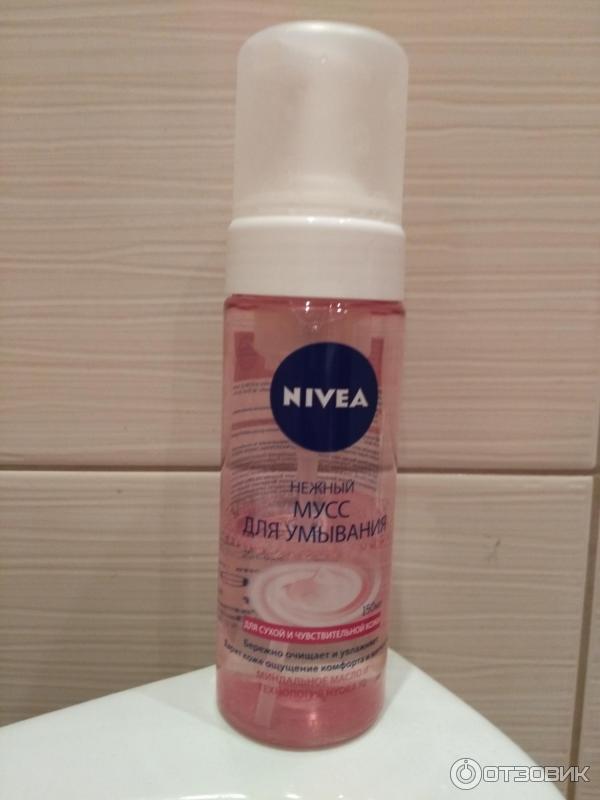 Нежный мусс для умывания Nivea для сухой и чувствительной кожи фото