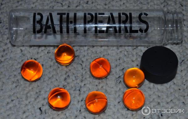 Масло для ванны Mades Cosmetics BV Bath pearls Red passion