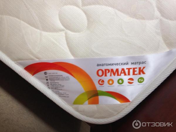 Орматек стандарт. Матрас Флекс стандарт Орматек. Матрас Орматек 160х200 беспружинный. Этикетка на матрас. Бирка на матрасе.
