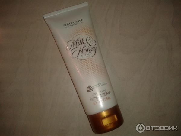 Крем для рук Oriflame Moisturising hand cream Milk and Honey фото