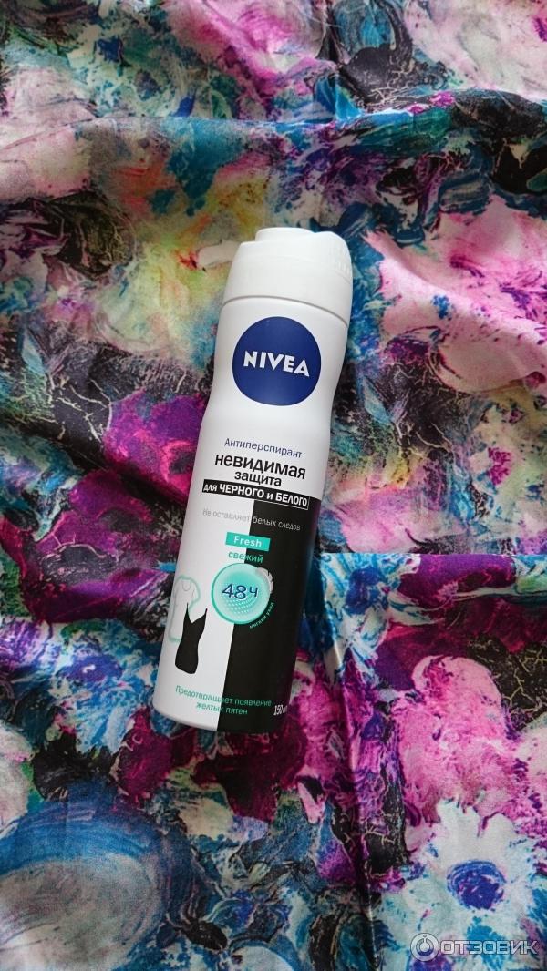 Антиперспирант-спрей Nivea Невидимая защита для черного и белого фото