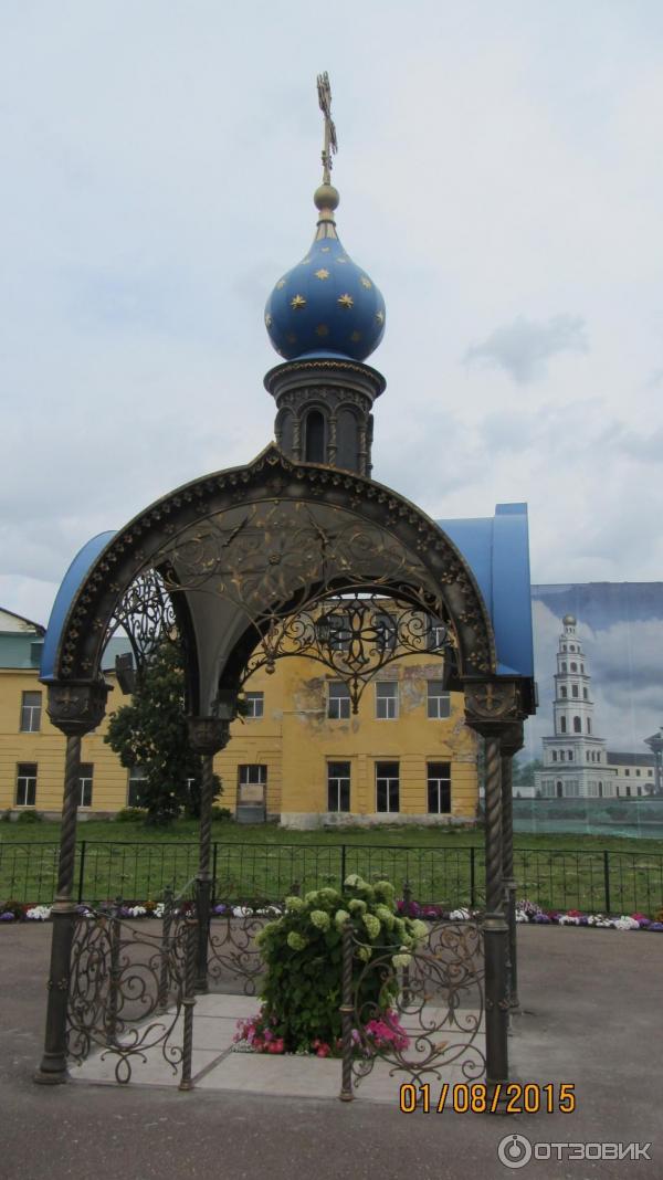 часовня, установленная на месте явления Казанской иконы Божьей Матери