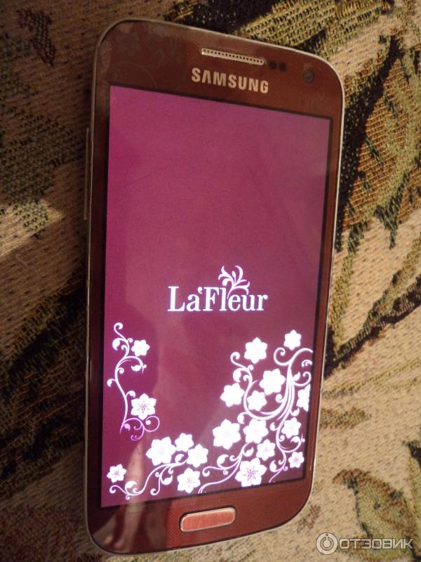 Самсунг ла флер. Samsung s4 Mini la fleur. Самсунг s4 Mini ля Флер Беленький. Самсунг ля Флер черный. Samsung Galaxy la fleur Max.