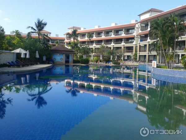 Отель Alpina Phuket Nalina Resort