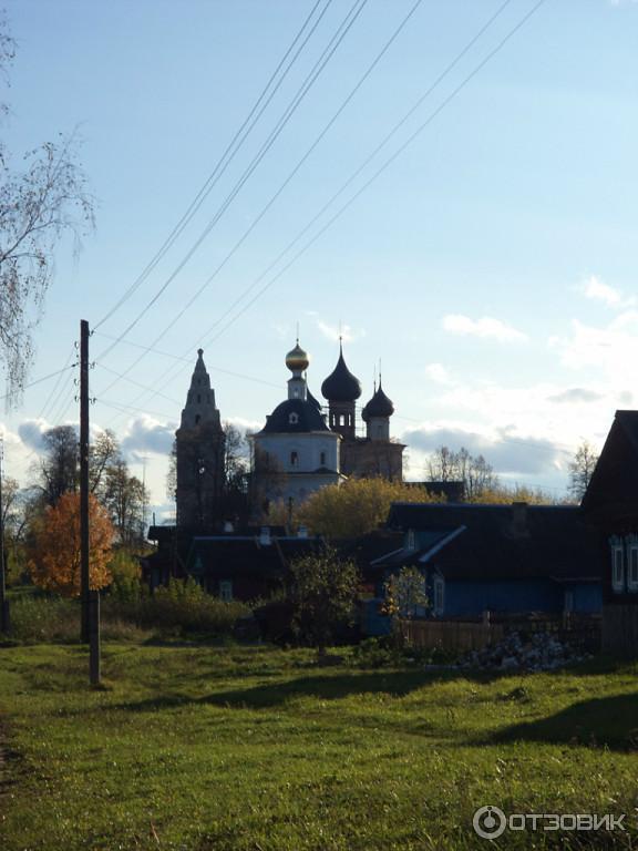 Ансамбль Храмов Троицы и Рождества Богородицы (Россия, Нижний Ландех) фото