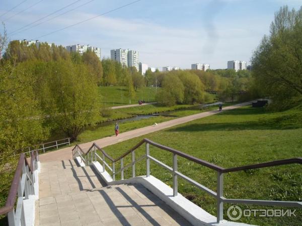 Фото олонецкий проезд. Олонецкий сквер Москва. Парк на Олонецком проезде. Сквер по Олонецкому проезду. Парк на Яузе Олонецкий проезд.