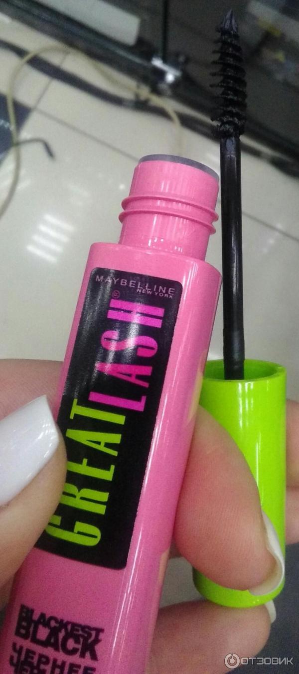 Тушь для ресниц Maybelline New York Great Lash Blackest Black Mascara фото