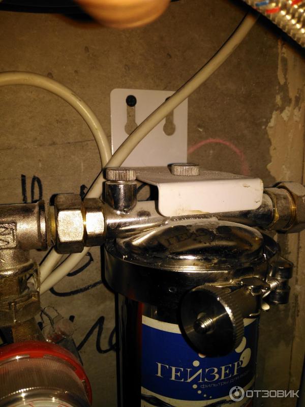 Магистральный фильтр Гейзер Тайфун для горячей и холодной воды фото