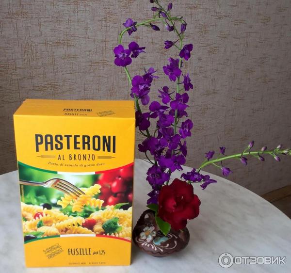 Макароронные изделия Pasteroni Al Bronzo Fusilli № 125 фото