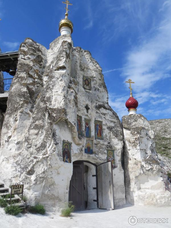 Костомарово женский монастырь отзывы. Спасский храм Костомарово. Спасский женский монастырь в Костомарово.