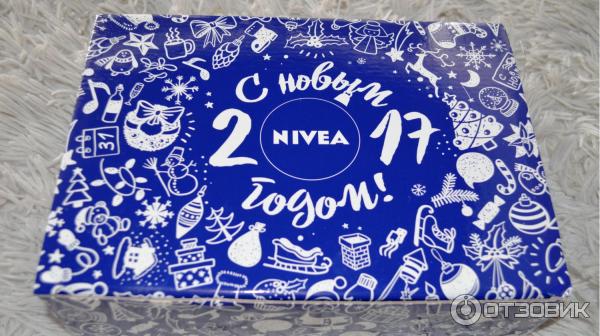 Питательное молочко для тела Nivea Для очень сухой кожи с миндальным маслом фото