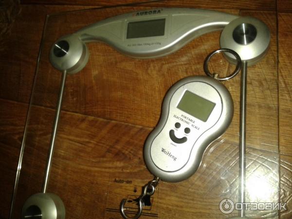 Весы электронные WeiHeng Portable Electronic Scale фото