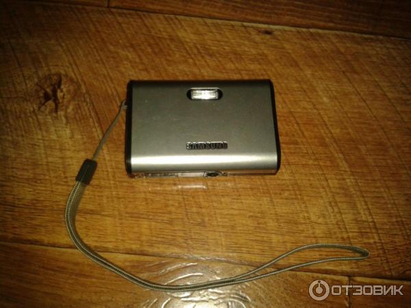 Цифровой фотоаппарат Samsung Digimax i 70B