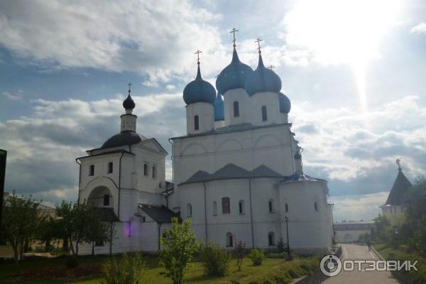 Мужской Высоцкий монастырь (Россия, Серпухов) фото