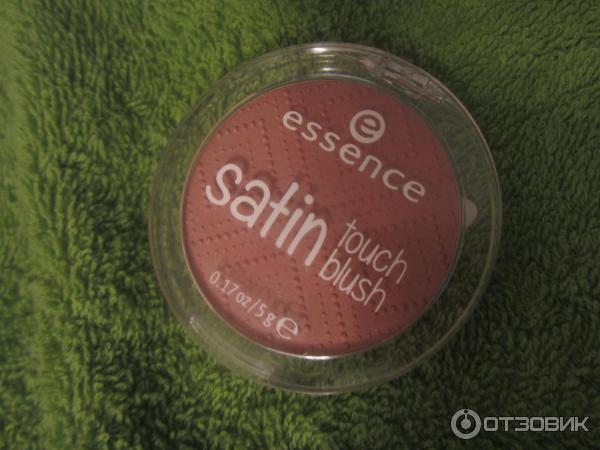 Румяна Essense Satin touch blush фото