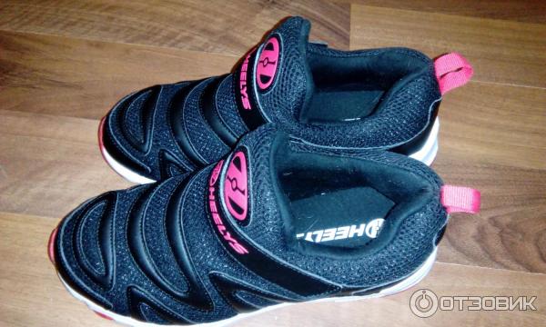 Роликовые кроссовки Heelys фото