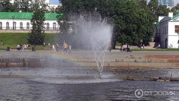 Плотинка Екатеринбург Поющие фонтаны