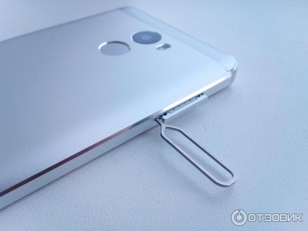 Смартфон Xiaomi Redmi 4 фото