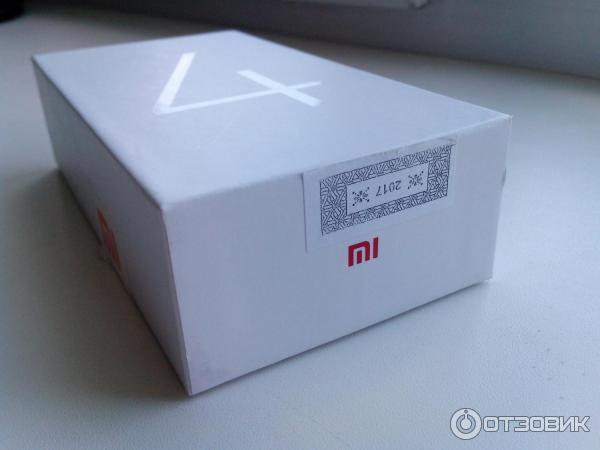 Смартфон Xiaomi Redmi 4 фото