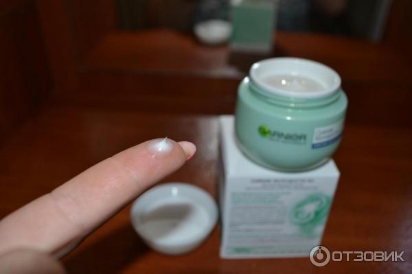 Крем для лица Garnier Сияние молодости 25+ ночной уход фото