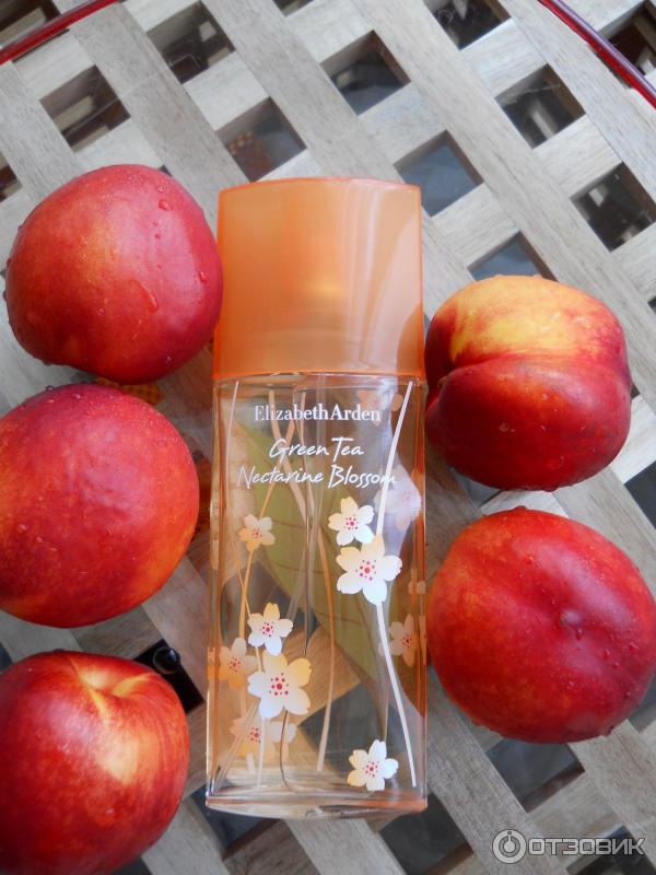 Туалетная вода Elizabeth Arden Green Tea Nectarine Blossom фото