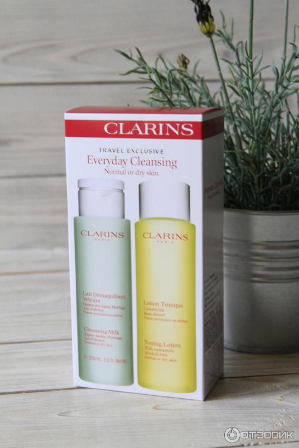 Тонизирующий лосьон Clarins с ромашкой для сухой и нормальной кожи фото