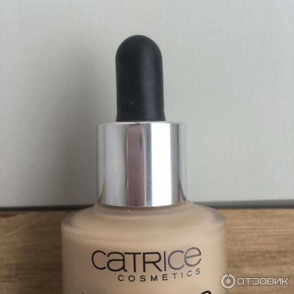 Тональная основа Catrice HD Liquid Coverage Foundation фото