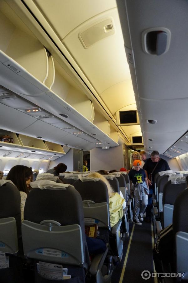 Боинг 767 200 200ер схема салона ютэйр Отзыв о Самолет Boeing 767-200 UTair Самолет экономичного класса