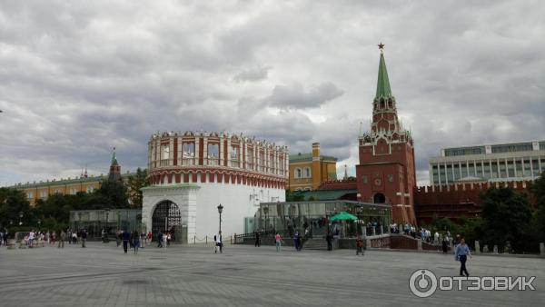 Центральный выставочный зал Центральный Манеж (Россия, Москва) фото