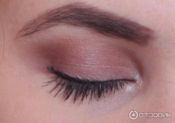 Тени для век Essence Mono Eyeshadow фото