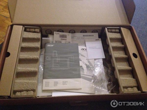 Ноутбук Acer Aspire E17 фото