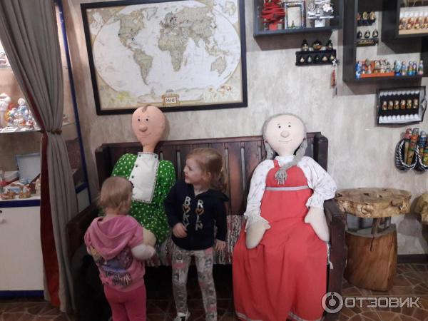 Лавровская фабрика художественной росписи (Россия, Нерехта) фото