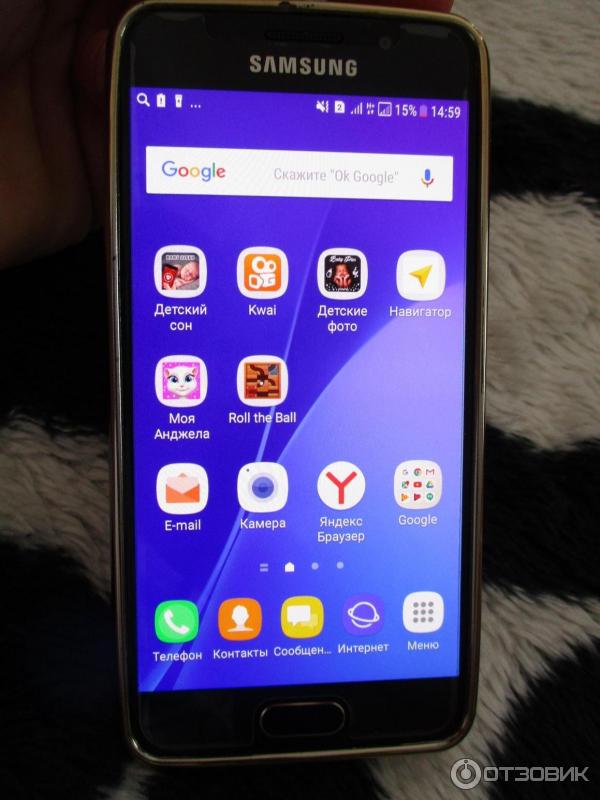 Смартфон Samsung Galaxy A3 фото