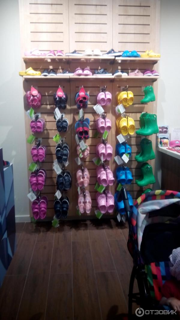 Crocs in cheap oberoi mall