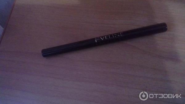 Лайнер Eveline Art Professional Make Up Liner