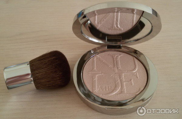 Хайлайтер Dior Diorskin Nude Air Luminizer фото