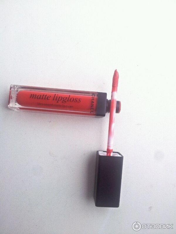 Блеск для губ Chanel Matte Lipgloss фото