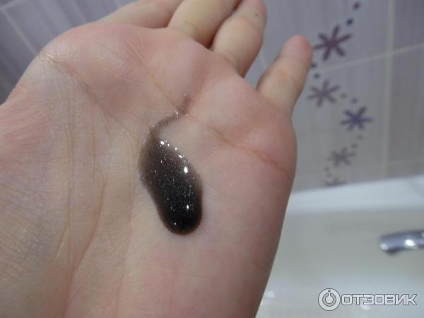 Шампунь для глубокого очищения волос и кожи головы Faberlic Black Detox фото